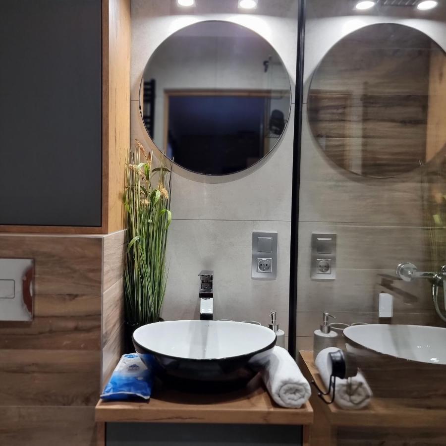 Апартаменти Apartament Luxloft Пєховіце Екстер'єр фото